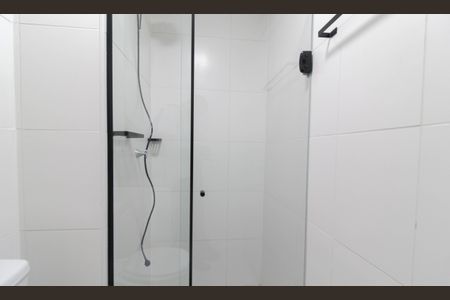 Apartamento à venda com 28m², 1 quarto e sem vaga Apartamento à venda com 28m², 1 quarto e sem vagaBanheiro da Suíte