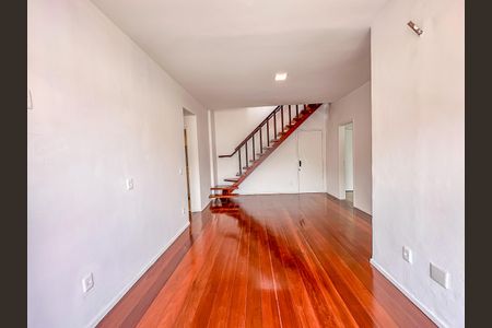 Sala de apartamento para alugar com 2 quartos, 200m² em Laranjeiras, Rio de Janeiro