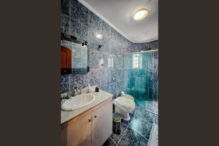 Casa à venda com 100m², 3 quartos e 2 vagasBanheiro da Suíte