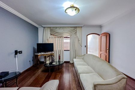 Casa à venda com 100m², 3 quartos e 2 vagasSala