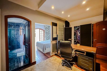 Casa à venda com 100m², 3 quartos e 2 vagasQuarto 1 - Suíte