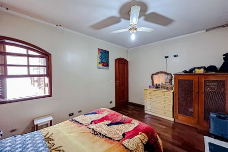 Casa à venda com 100m², 3 quartos e 2 vagasQuarto 3