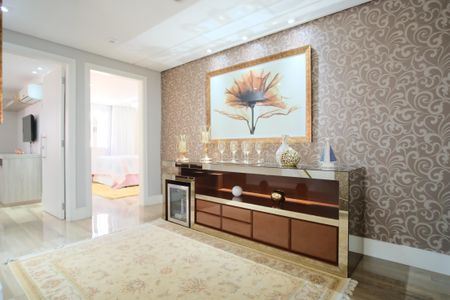 Casa à venda com 290m², 4 quartos e 5 vagasHall das Suítes