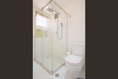 Casa à venda com 290m², 4 quartos e 5 vagasBanheiro da Suíte 3