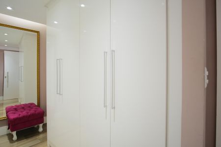 Casa à venda com 290m², 4 quartos e 5 vagasCloset da Suíte 1