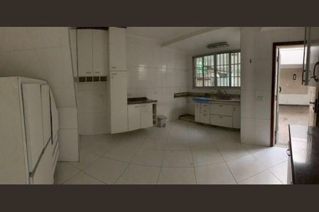 Casa à venda com 116m², 3 quartos e 2 vagas
