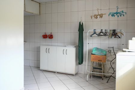 Casa à venda com 160m², 3 quartos e 1 vaga Casa à venda com 160m², 3 quartos e 1 vagaÁrea de Serviço