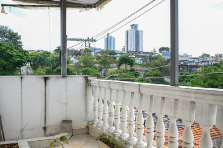 Casa à venda com 160m², 3 quartos e 1 vaga Casa à venda com 160m², 3 quartos e 1 vagaVaranda