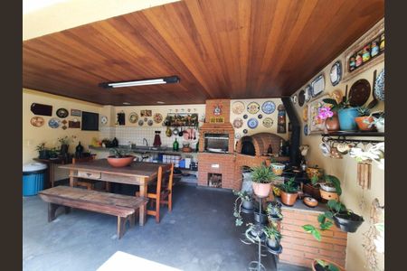 Casa à venda com 442m², 3 quartos e 5 vagas