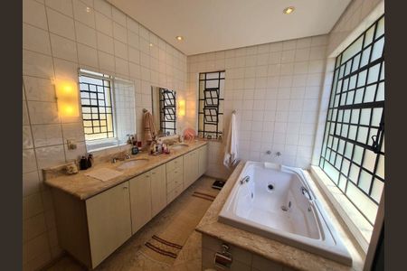 Casa à venda com 442m², 3 quartos e 5 vagas