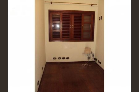 Casa à venda com 232m², 5 quartos e 4 vagas