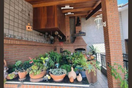 Casa à venda com 350m², 3 quartos e 6 vagas