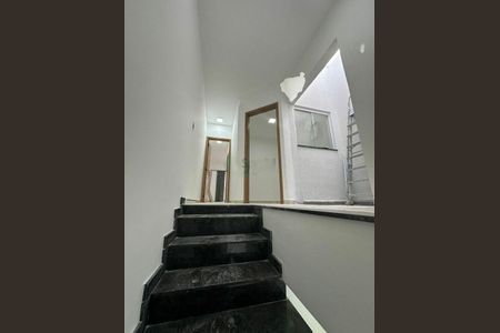 Casa à venda com 110m², 3 quartos e 2 vagas