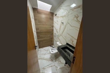 Casa à venda com 110m², 3 quartos e 2 vagas