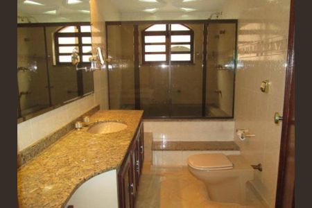 Casa à venda com 450m², 4 quartos e 8 vagas