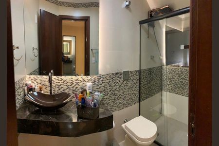 Casa à venda com 136m², 3 quartos e 2 vagas