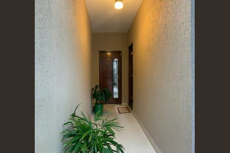 Casa à venda com 136m², 3 quartos e 2 vagas