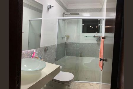 Casa à venda com 136m², 3 quartos e 2 vagas