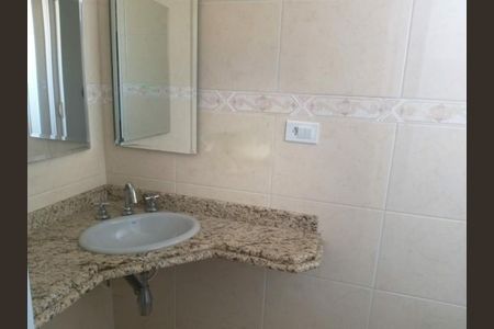 Casa à venda com 145m², 3 quartos e 4 vagas
