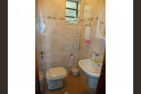 Casa à venda com 140m², 3 quartos e 2 vagas