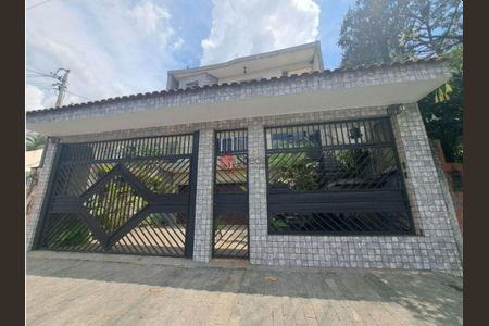 Casa à venda com 333m², 3 quartos e 4 vagas