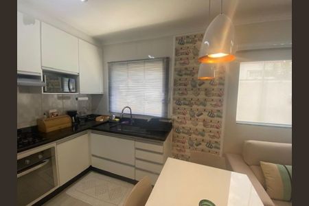 Casa à venda com 55m², 2 quartos e 1 vaga