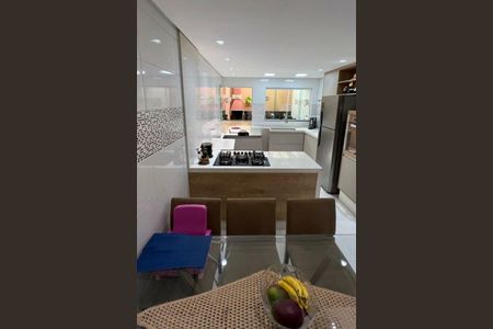Casa à venda com 160m², 3 quartos e 2 vagas