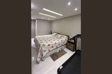 Casa à venda com 160m², 3 quartos e 2 vagas