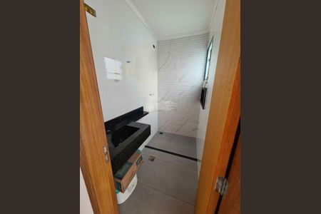 Casa à venda com 105m², 3 quartos e 2 vagas