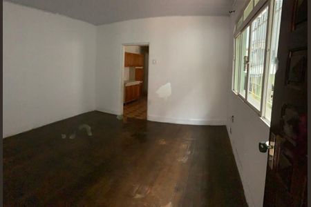 Casa à venda com 101m², 1 quarto e 3 vagas