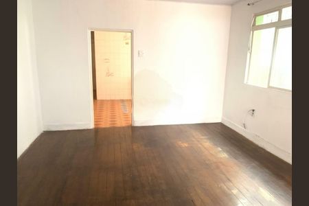 Casa à venda com 101m², 1 quarto e 3 vagas