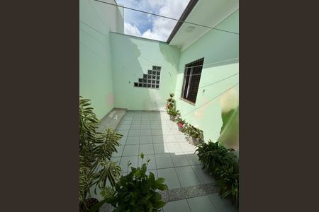 Casa à venda com 260m², 3 quartos e 6 vagas