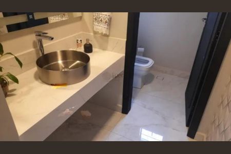 Casa à venda com 180m², 3 quartos e 3 vagas