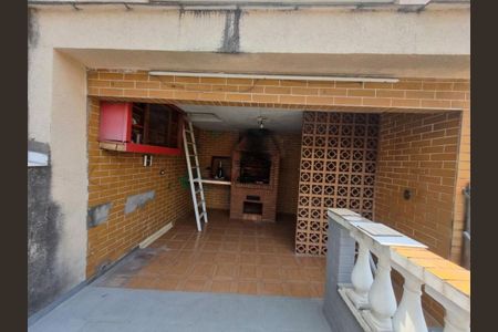 Casa à venda com 200m², 4 quartos e 2 vagas