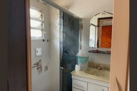 Casa à venda com 306m², 4 quartos e 6 vagas