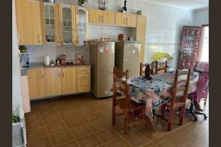 Casa à venda com 306m², 4 quartos e 6 vagas