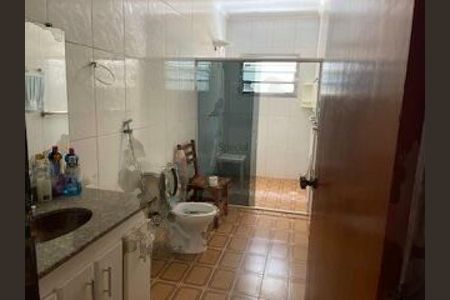 Casa à venda com 306m², 4 quartos e 6 vagas