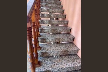 Casa à venda com 306m², 4 quartos e 6 vagas