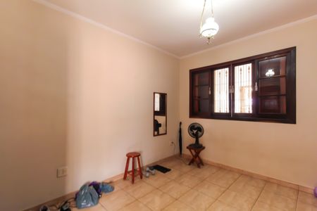 Quarto 1 de casa à venda com 2 quartos, 250m² em Vila Invernada, São Paulo