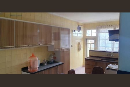 Casa à venda com 330m², 3 quartos e sem vaga