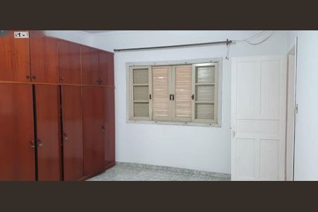 Casa à venda com 330m², 3 quartos e sem vaga