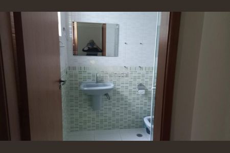 Casa à venda com 160m², 3 quartos e 4 vagas