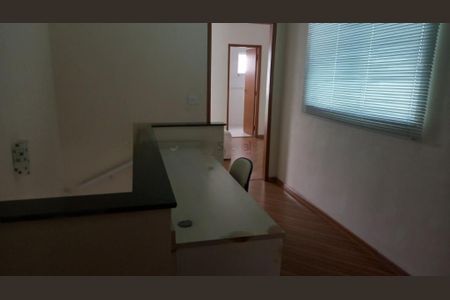 Casa à venda com 160m², 3 quartos e 4 vagas