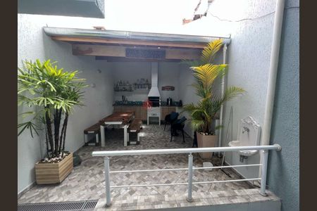 Casa à venda com 175m², 4 quartos e 2 vagas
