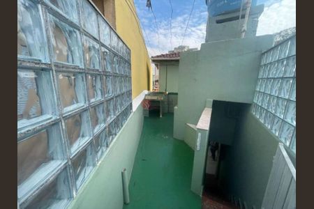 Casa à venda com 130m², 3 quartos e 1 vaga
