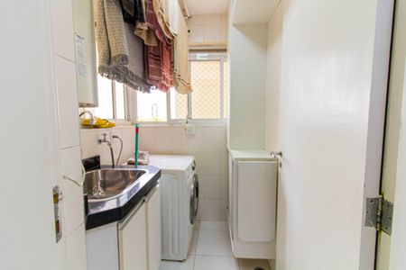 Apartamento à venda com 94m², 2 quartos e 2 vagas Apartamento à venda com 94m², 2 quartos e 2 vagasÁrea de Serviço