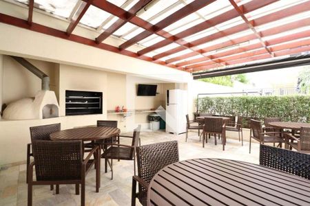 Apartamento à venda com 94m², 2 quartos e 2 vagas Apartamento à venda com 94m², 2 quartos e 2 vagasChurrasqueira