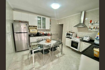 Casa à venda com 160m², 3 quartos e 3 vagas