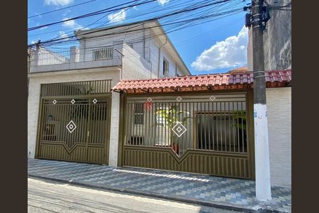 Casa à venda com 160m², 3 quartos e 3 vagas