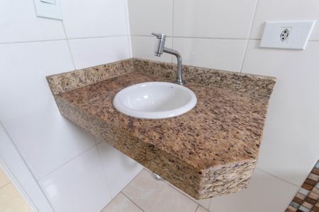 Apartamento à venda com 48m², 2 quartos e 1 vagaBanheiro 2